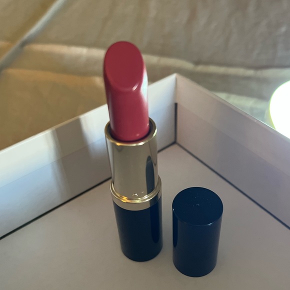 Estee Lauder Other - Estée Lauder Pure Color Envy lipstick